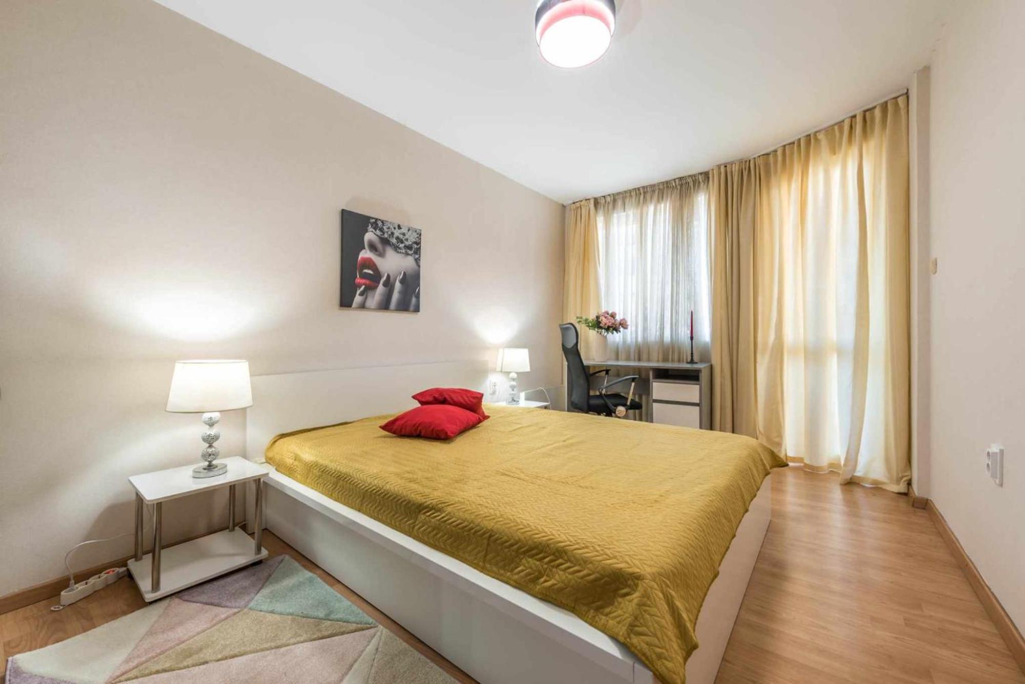 Red Velvet Apartment Варна Екстериор снимка