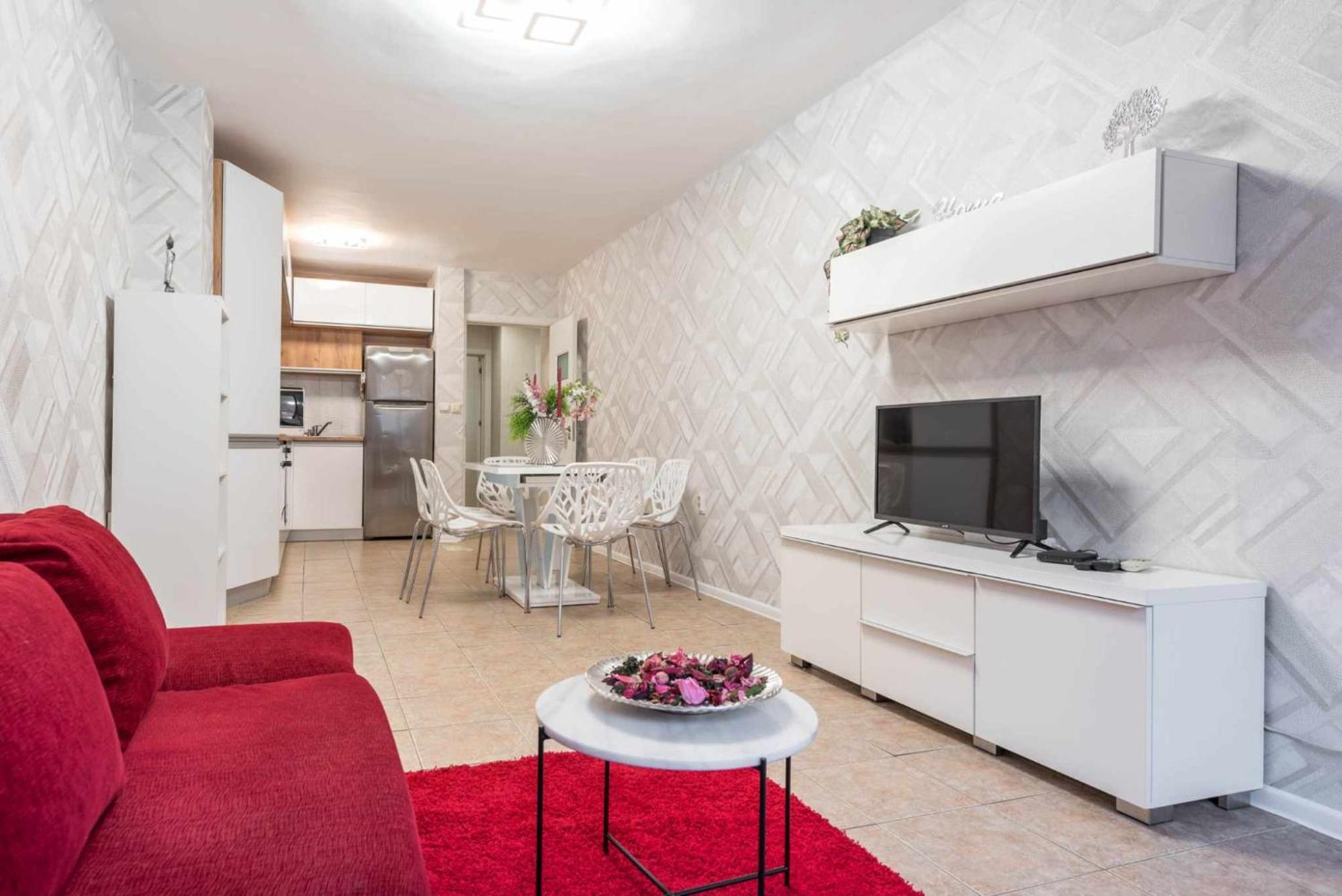 Red Velvet Apartment Варна Екстериор снимка